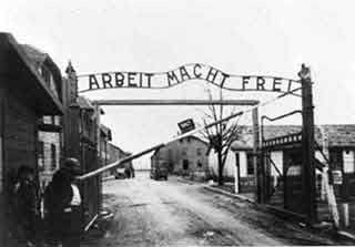 Eingang in Auschwitz